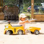 Correpasillos Volvo FMX con Remolque, Herramientas, Ladrillos y Tamiz | Falk F711C