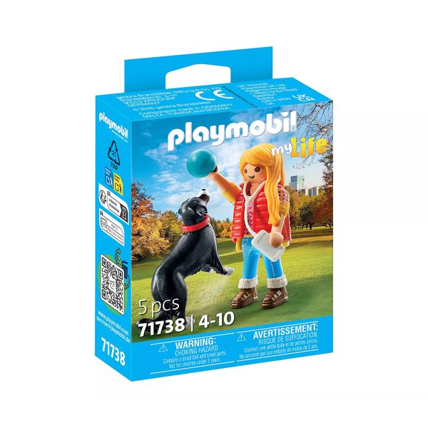 Mujer con Perro de Montaña Playmobil 71738
